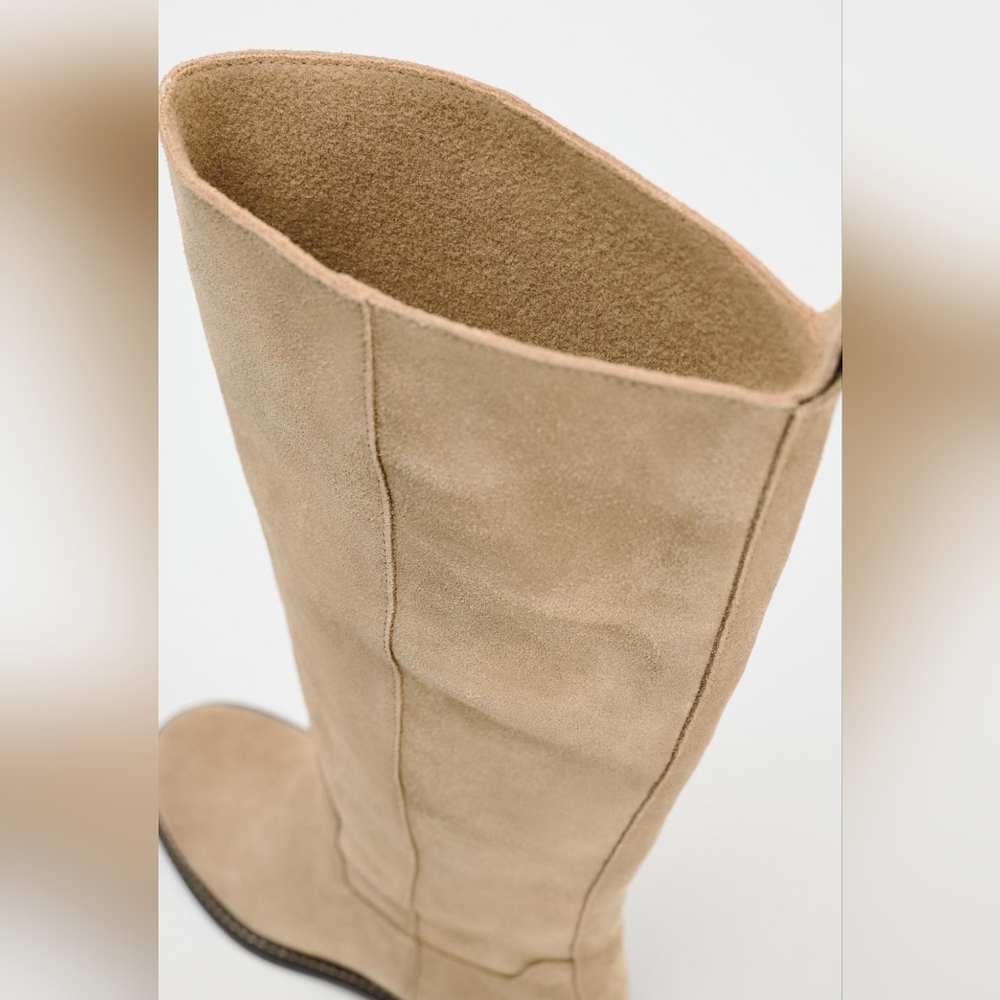 FLAT SUEDE BOOTS WITH INTERIOR LINING - Picture 8 of 8